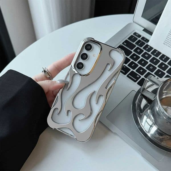 Suitable for Galaxy S24 S23 S22 Ultra A55 A54 A15 A16 A14 A06 Matte 3D Hollow Flame Plated Phone Case Creative Soft Phone Case M241209