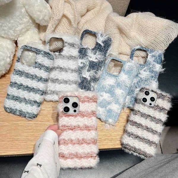 New Arrival Suitable for iPhone 15 Pro Max Cases Cute plaid fur warm phone case Suitable for iPhone 16 14 Pro 13 15 Soft fabric plush phone cover Funda Z241209