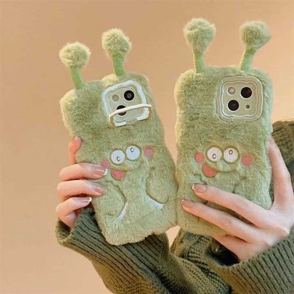 Cartoon Plush Green Monster Fur Warm Winter Cover iPhone 16 15 14 13 Pro Max 14 Plus 15 Plus Bracket Soft Phone Case M241209