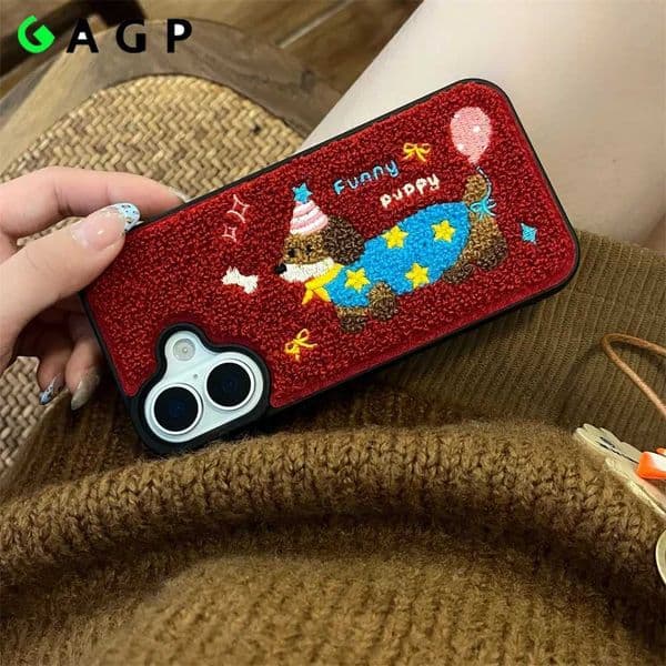 New Arrival Colorful Dot Dog Luxury Cartoon Embroidery Cute Cat Winter Phone Case Suitable for iPhone 13 14 15 16 Pro Max Plush 16promax Phone Cover Z241209