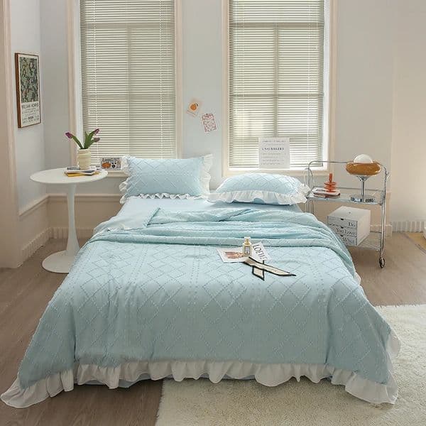 Geometric Jacquard Summer Air Conditioning Quilt Lace Style Bedding Soft Fiber Filling Cover Quilt Bedroom Decoration 241206