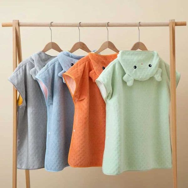 Kids Bathrobe Boys Girls Pajamas Toddler Clothing Children Soft Bath Robe Nightgown Coral Fleece Hooded TowelXJ241216