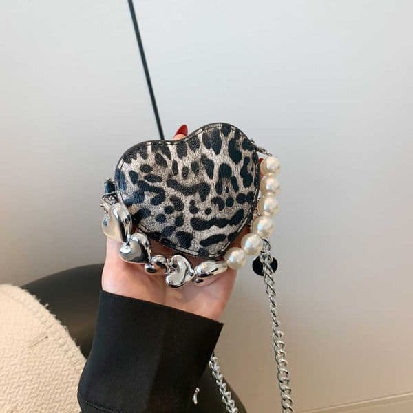 Popular mini handbag womens bag summer new trend leopard print Fashion crossbody bag chain cute pericardium