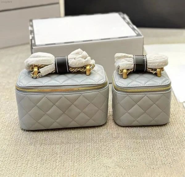 Designer Womens Vanity Box Bags Top Handle Totes Quilted Chain Crossbody Bag Shoulder Handbag Cosmetic Bags Lipstick Holder Mini Crossbody Bags