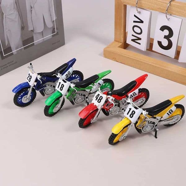 1 18 Small Off road Motorcycle Die cast Alloy Motorcycle Childrens Gift Toy W241231