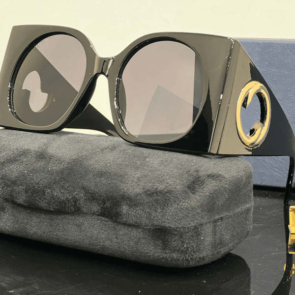 Designer sunglasses Polarizing Fashion Classic Men Women Sunglasses Luxury Logo UV Protection Beach Vacation drive Sunglasses UV400 With box High quality 01