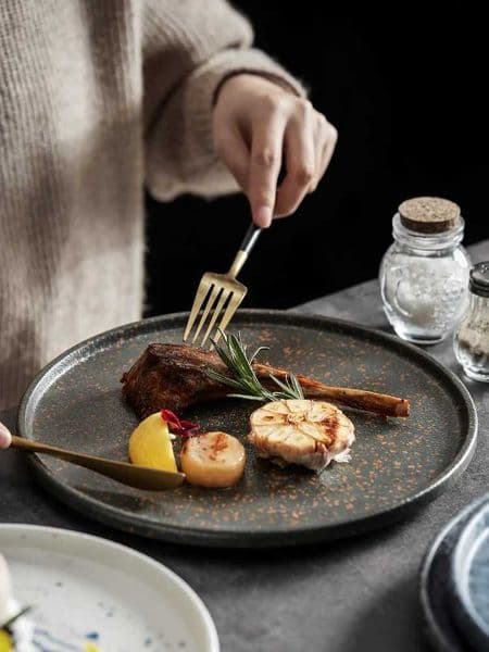 Plates Creative Frosted Ceramic Dinner Desktop Fruit Dessert Dish Porcelain Steak Pasta Plate Cooking Dishes Kitchen Utensils New B5