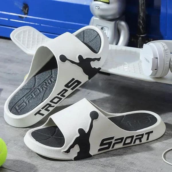 Slippers For Men With A Feeling Of Stepping On Feces In Summer Casual Sandals For Teenagers Outdoor Sports Basketball