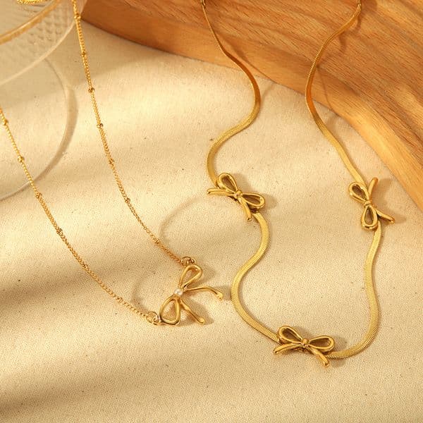 Designer Womens Necklace Pendant Simple Fresh Cute Bow Pendants Necklaces 18K Gold Stainless Steel Collarbone Chain Female Jewelry Gifts