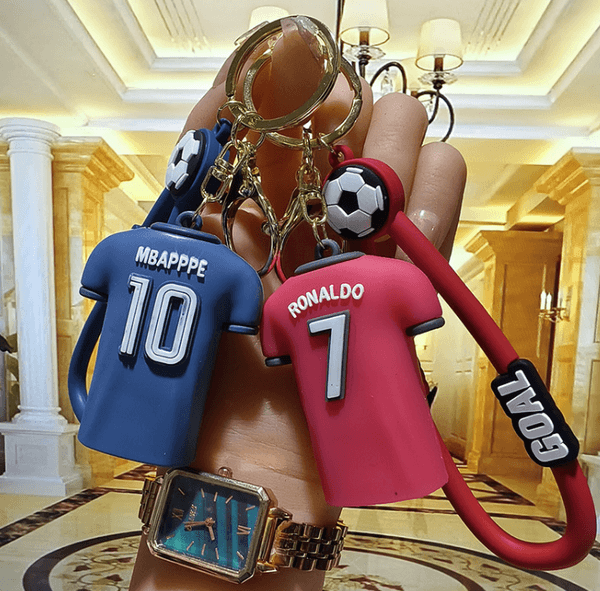 Luxury Football Soccer Star Keychains Fashion Trendy Decoration Ornaments Magnificent Key Chains High Quality Backpack Keychain Pendant