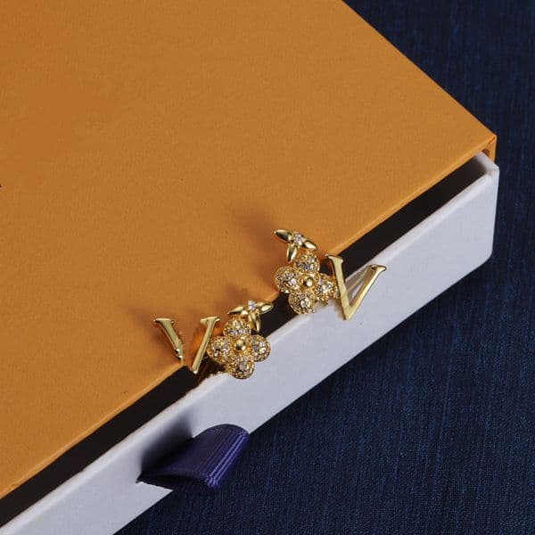With BOX High Quality Women Brand Stud Earrings Designers Flower Letter 18K Gold Luxury Earring Women Party Engagement Jewelry