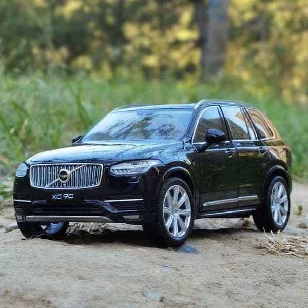 1 32 VOLVOs XC90 SUV Alloy Car Model Diecast Toy Metal Vehicles Car Model Collection Sound and Light High Simulation Kids GiftM240717
