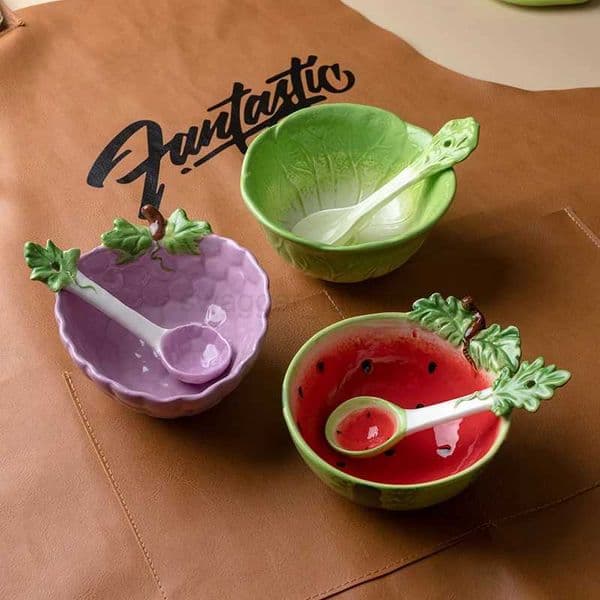 Ceramic Fruit Salad Bowl Cartoon Vegetable Tableware Eating Rice Bowl Serving Bowl Strawberry Bowl with Spoon Noodle Bowl 300mlB240723