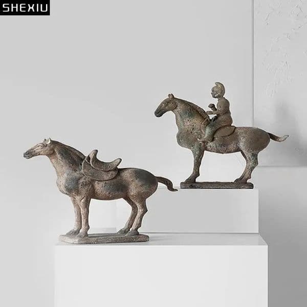 Silk Road Horseman Traveller Figures Statue Desk Decoration Retro Character Resins Sculpture Ornaments Vintage Home Decor 240712