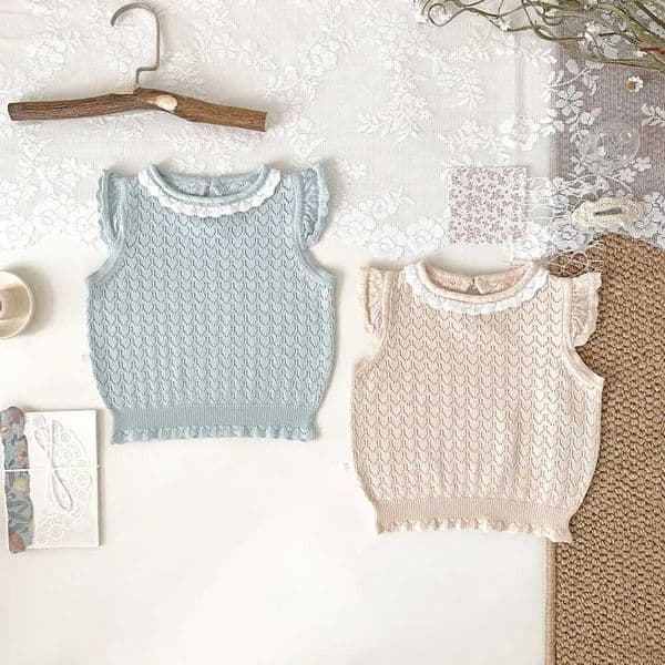 Luqiongmi 2024 new Korean style knitted vest for young children and girls hollow baby sleeveless topW240724