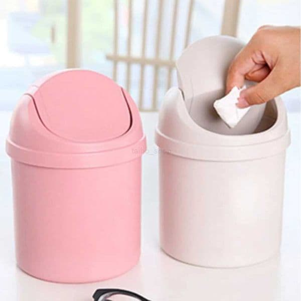 Mini Waste Bin Trash Cans Desktop Garbage Basket Table Roll Swing Lid Small Scissors Pencil Household Office Storage AccessoriesB240726