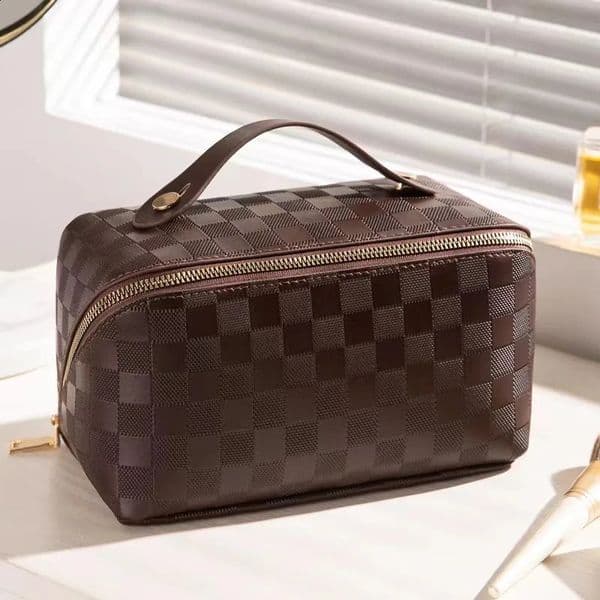Leather Travel Portable Women Makeup Case Waterproof Multifunctional pouch Womens Cosmetic Bag thumbnail 2