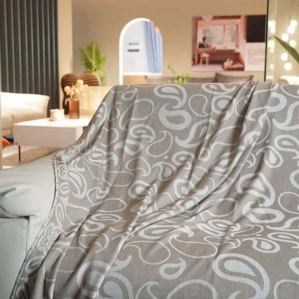 Letter Cashmere Designer Soft Woolen Scarf Shawl Portable Warmth Thickening Plaid Sofa Bed Fleece Knitted Blanket 135-170CM