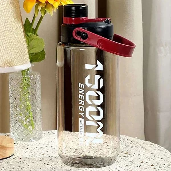 Luxury Designer Decor 1500Ml-2000Ml Large Capacity Plastic Water Bottle Outdoor Mens Womens Fitness room And Sports Belt Handle Summer Explo