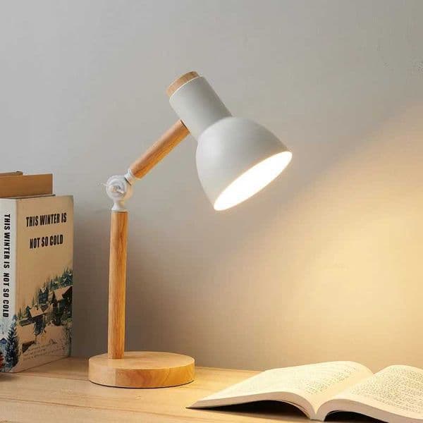 Nordic Decorative Eye Protection Small Table Lamp Modern Simple Cute Exquisite Bedroom Desk Bedside Lamp Girl Macaron Wood Lamp Z250220