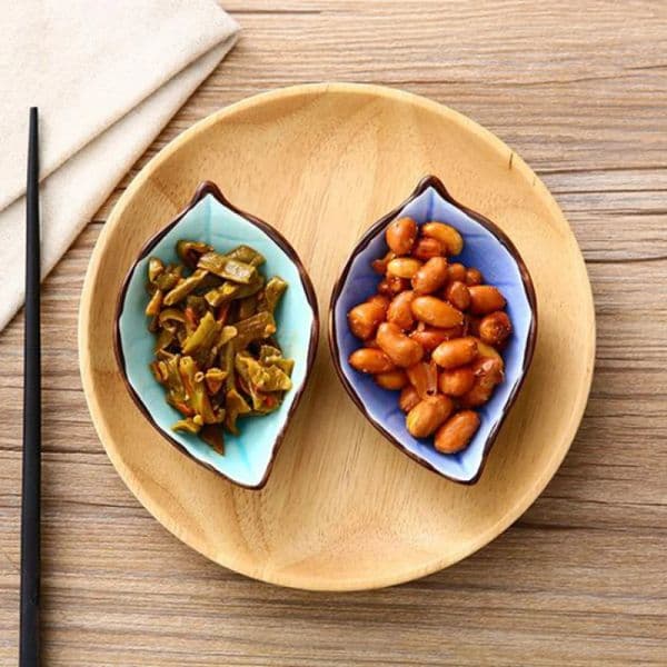1pcs Leaves Ceramic Saucer Kitchen Multi-Purpose Seasoning Dish Small Dish Crackle Glaze Seasoning Sauce Vinegar Tableware