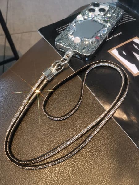 2026 New Rhinestone Crossbody Mobile Lanyard Neck Strap Anti-Lost Chain Rope With Universal Clip Cell Phone Case Trend Pendant Free Shipping