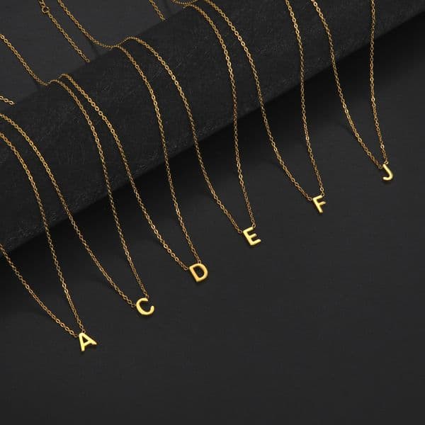 18K Real Gold Plated Stainless Steel Alphabet Pendent Necklace Lovers Couple Initial English Leter Necklaces for Women Bride Party Birthday Wedding Jewelry Gift
