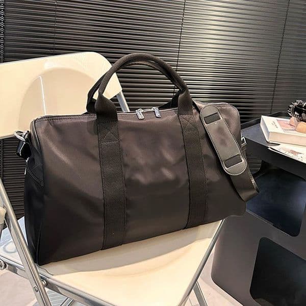 Designer Duffle bag Classic Travel luggage for men Large capacity handbag totes shoulder Bags mens womens large capacity travel bag Letter design package 44CM