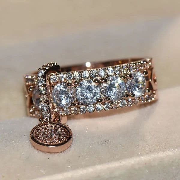 2024 Hot Sale Infinity Brand New 2019 Jewelry Sterling Sier White Clear Topaz CZ Diamond Key Women Wedding Vintage Band Rings