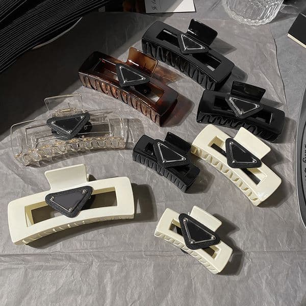 Hair Clips Luxury Letter Barrettes Girl Triangle Hai Pin Designer Jewelry Hairpin for Women Hair Accessories