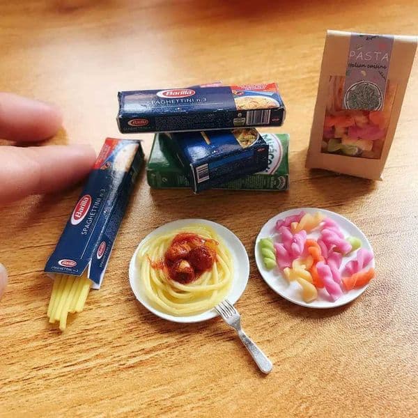 New 1 bag 1/6 scale dollhouse mini pasta mini pasta dollhouse kitchen toy accessories W241119