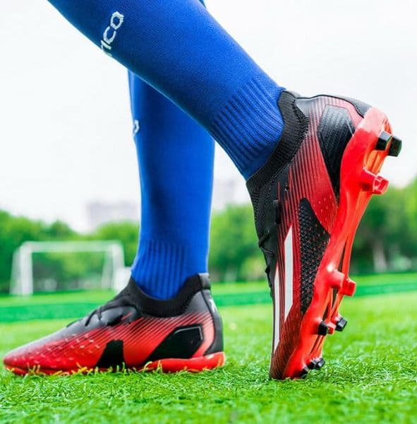Men Original Professional Soccer Shoes Children Football Shoes Youth Football Boots Comfortable Athletic Training FG/TF Cleat