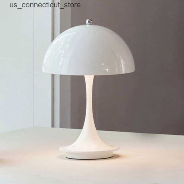Table Lamps Italy Designer Led Mushroom Table Lamp for Hotel Bedroom Bedside Living Room Decoration Lighting Modern Minimalist Desk Lights L240910