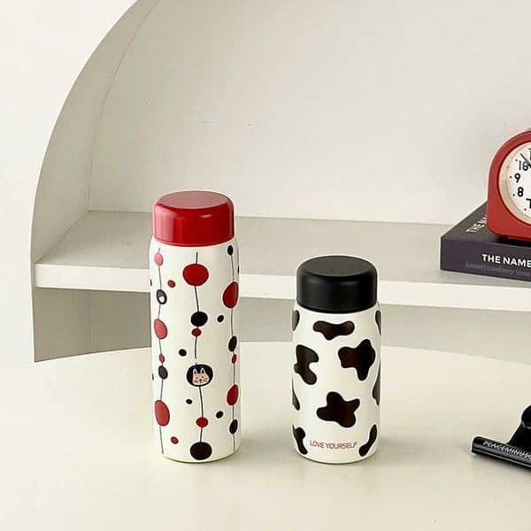 Cute milk cow coffee hot cup mini Kawaii hot water bottle portable leak proof drinking cup 200/300ml M241121