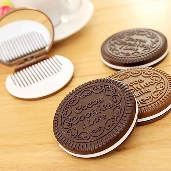 1 cute chocolate biscuit shaped fashionable design makeup mirror with 1 set of combs W241122