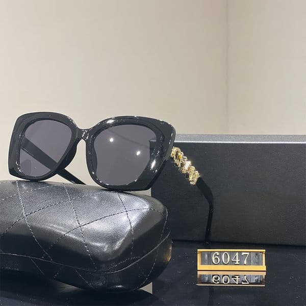 Woman Sunglasses Designer Sunglasses Frame Sun glass High Quality UV400 5 Color Option
