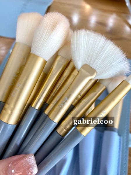 Designer Blue Makeup Brush Letter Printed Makeup Brush Makeup Tool 10 PCS with storage bag Gift Box Girl Valentine's Day Birthday Gift