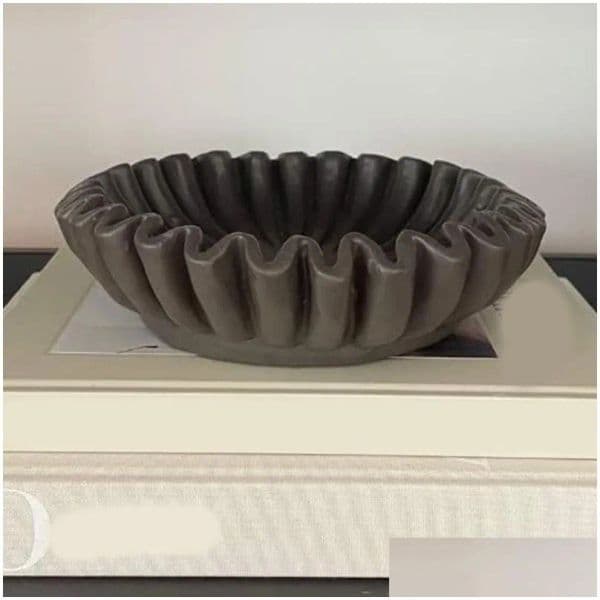 Other & Versatile And Long Lasting Fluted Ruffle Decorative Scalloped Resin Wer Bowl Sculpture Desktop Jewelry Tray Drop Delivery Dhkhu