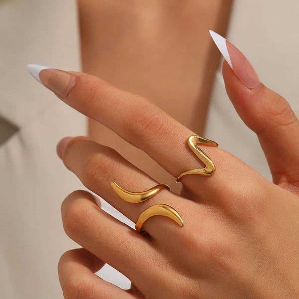 Vintage Geometric Wave Rings For Women Stainl Steel Gold Color Adjustable Rock Ring Aesthetic Wedding Jewelry Gift bijouxXJ241127