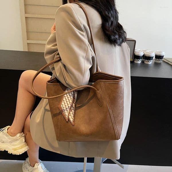 Totes Retro Style PU High-capacity Ladies' Autumn Silk Scarccessories Fashionable Atmospheric Shoulder Bags