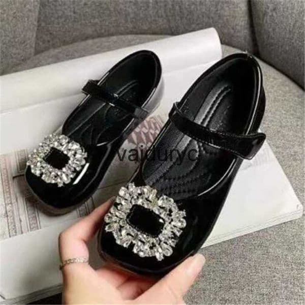 Sneakers ldren Fashion Kids Girl Princess Shoes Metal Buckle Diamond ld Sandal Soft Comfortable Female Baby Dress ShoeH24229