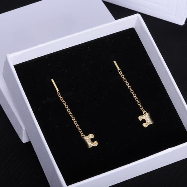 699813 Plated 925 Silver Luxury Brand Designers Letters Stud Geometric Famous Women Round Crystal Rhinestone Earring Wedding perty Jewerlry Circular Diamond ruby