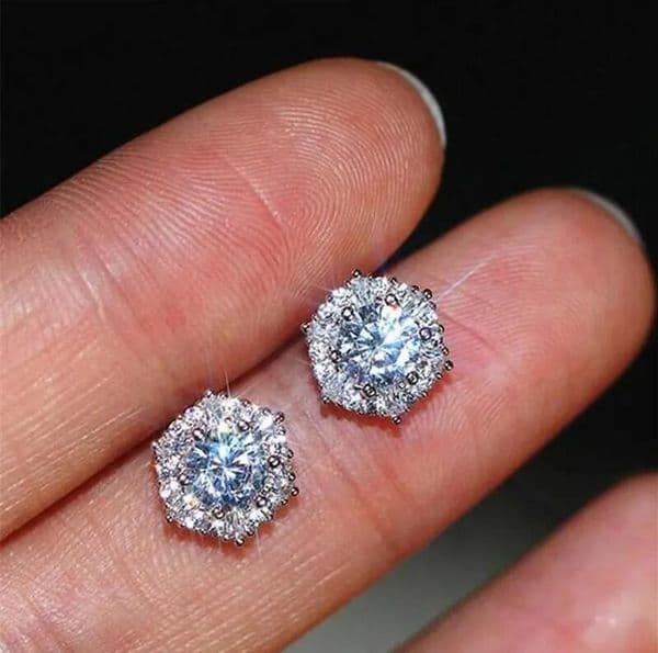 Super Sparkling Stud Earrings Luxury Jewelry 925 Sterling Silver Round Cut White Lab Moissanite Diamond Party Women Wedding Earring For Lover Gift L260515