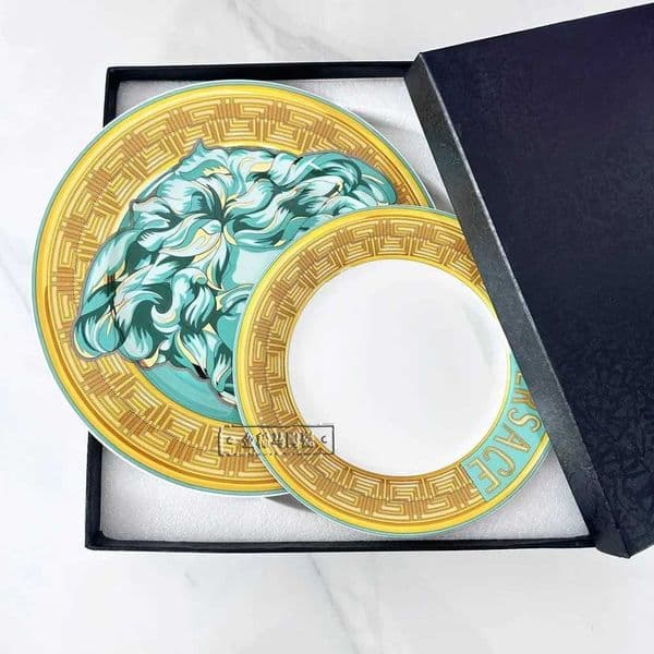 Dishes Plates European 8-Inch Luxury Bone China Tableware Large Head Plate Porcelain Cake Plate Pastry Fruit Tray Ceramic Tableware Steak Plat T240604