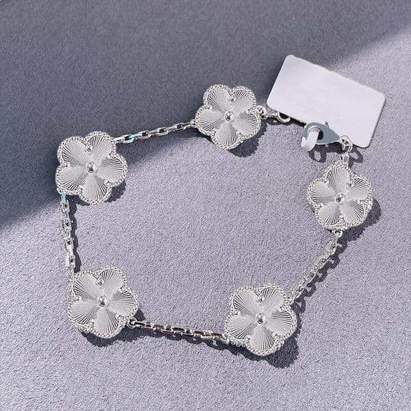 Elegant Bracelet Fashion Woman Chain Wedding Bracelets Necklaces Special Design Jewelry Top Quality