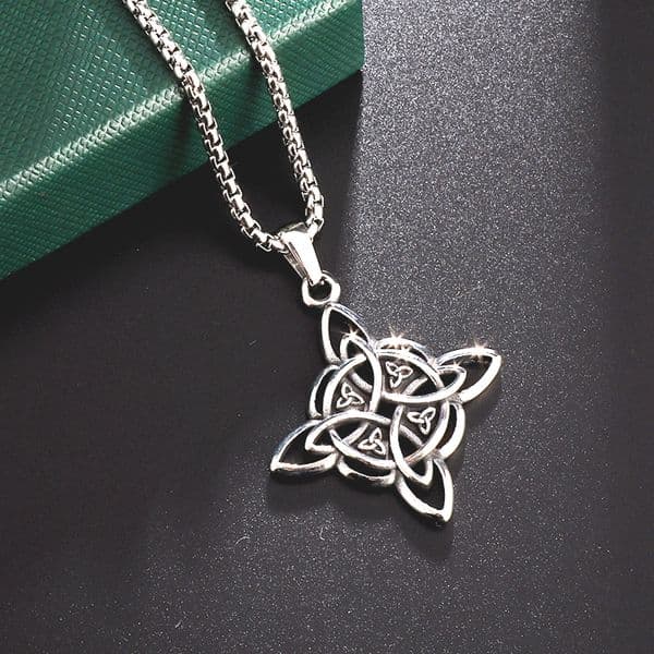 Classic Symmetrical Witch Knot Celtic Pendant Trinity Irish Knot Pendant Necklace Men Women Casual Jewelry Party Gifts