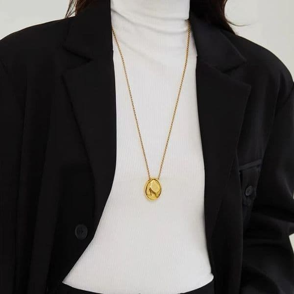 Oval Pendant Sweater Chain Elegant Brushed Metal Thin Chain Clothing Pendant Long Charm Jewelry Gift Women Gifts
