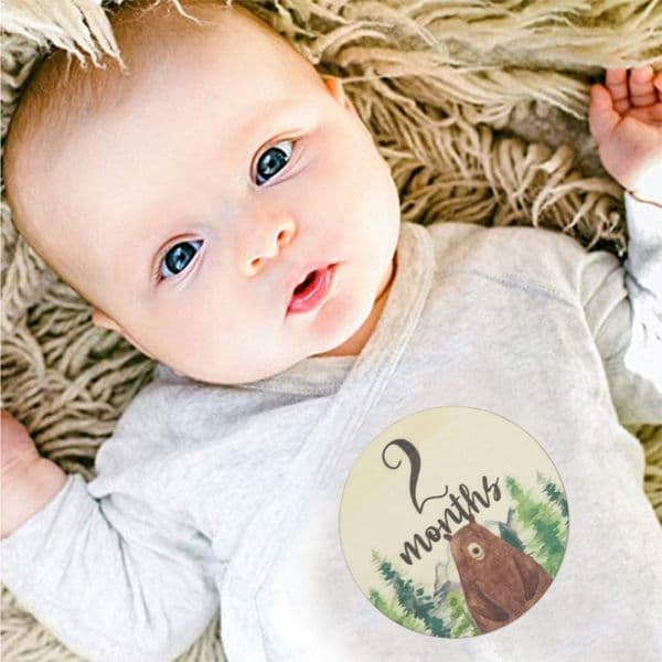 English/French/Spanish Wooden Baby Milestone Cards Double Sided Gift Photo Prop Birth Announcement Sign for Baby Shower Newborn