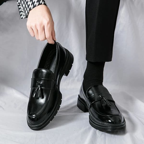 Mens high-quality leather slide on formal Oxford shoes cushioned driving party dating business work shoes tassel cushioned 240930
