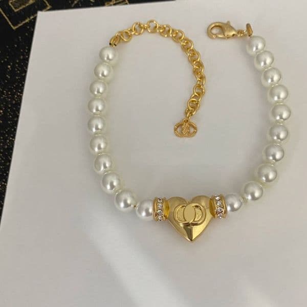 2026 Luxury gold-plated designer heart-shaped design for fashionable girls bracelet high-quality jewelry romantic love gift box birthday